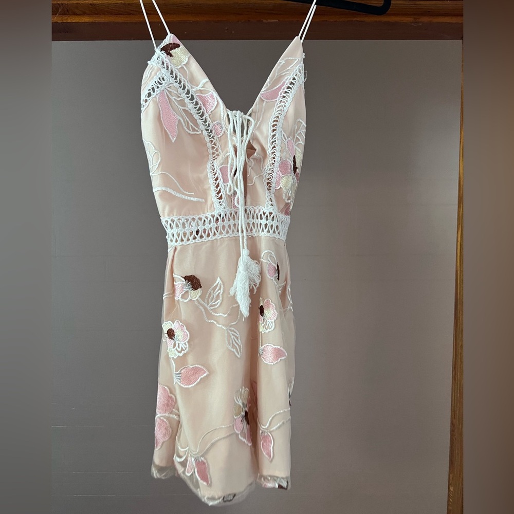 Pale pink short jumper